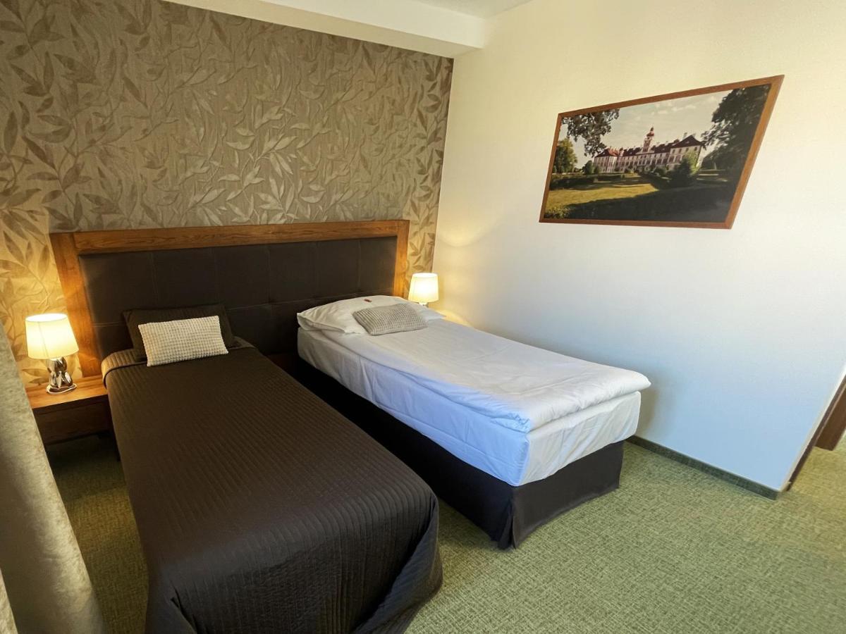 Hotel U Kvapilu Mnichovo Hradiště エクステリア 写真