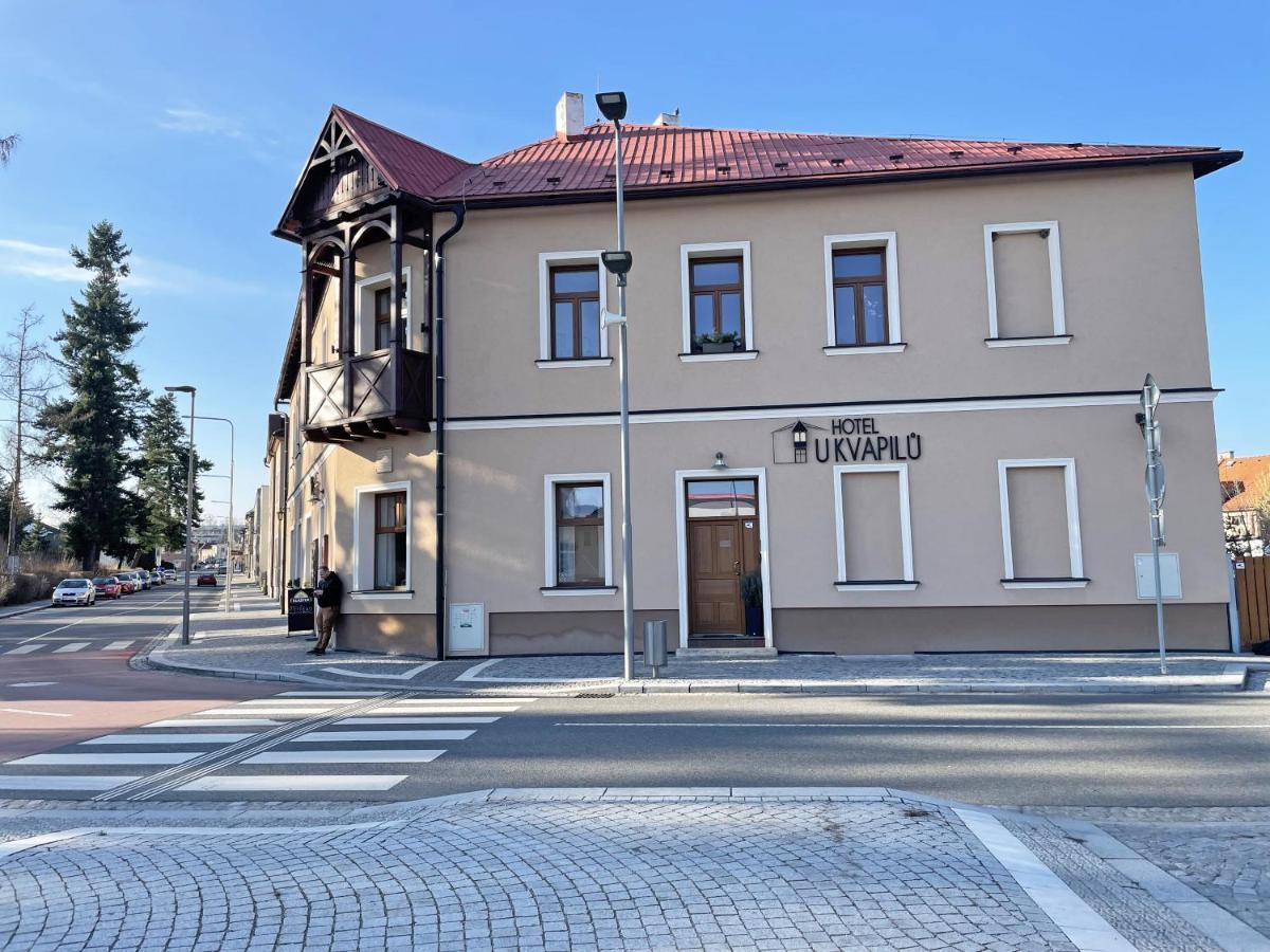 Hotel U Kvapilu Mnichovo Hradiště エクステリア 写真